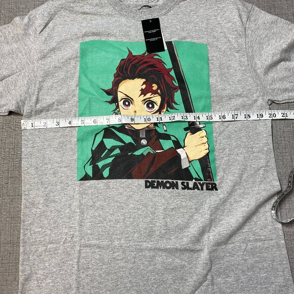 NWT NEW Demon Slayer Tanjiro Kamado T-Shirt Medium - Picture 9 of 10